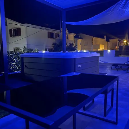 Ad Luxury Jacuzzi & Sea View شقة Duće