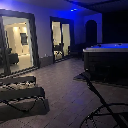 Ad Luxury Jacuzzi & Sea View
